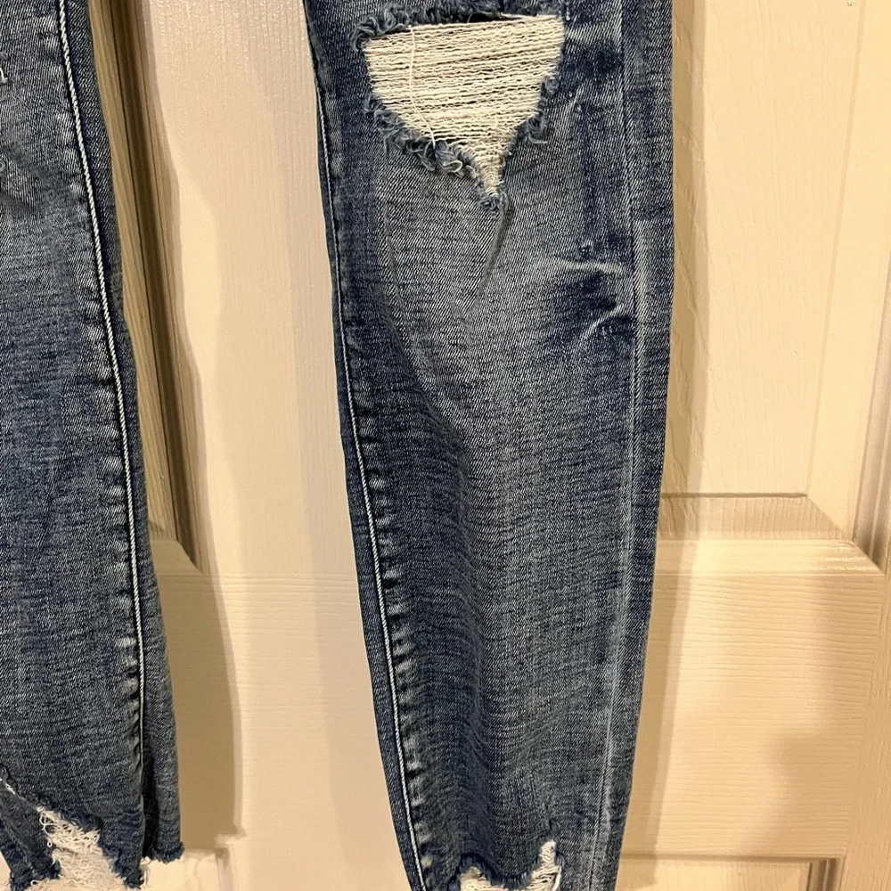 Buckle Black Distressed Ankle Skinny Stretch Blue Jeans Size 26x27 Fit 53 - Picture 6 of 10